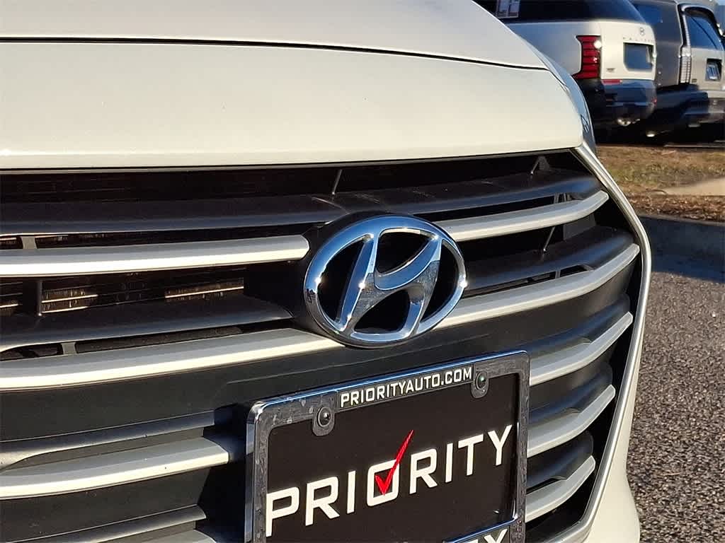 Thumbnail: 2018 Hyundai Elantra - 30