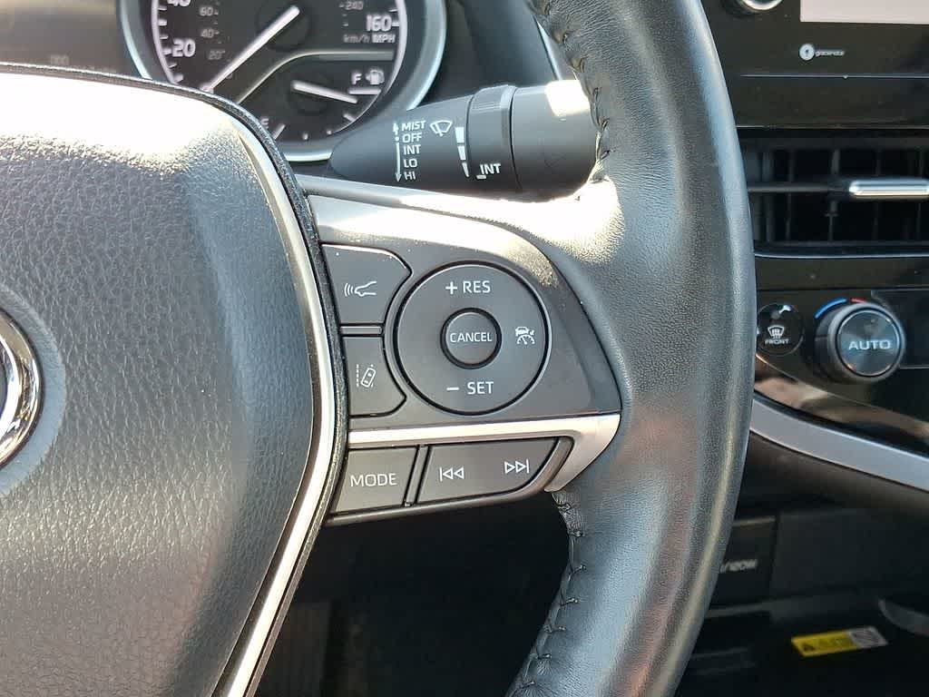 Thumbnail: 2023 Toyota Camry - 22