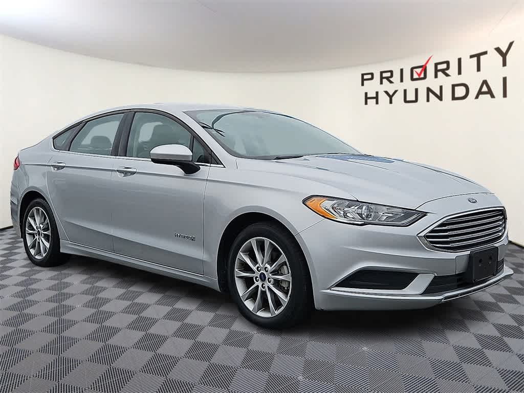 Thumbnail: 2017 Ford Fusion - 3