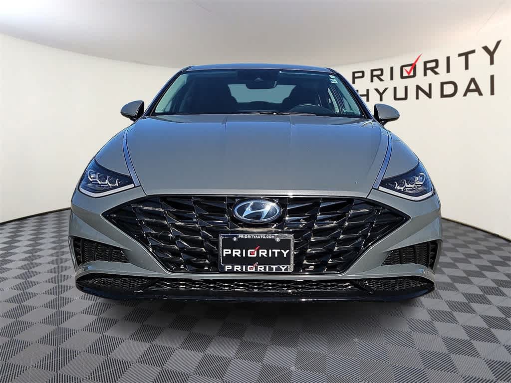 Thumbnail: 2023 Hyundai Sonata - 2