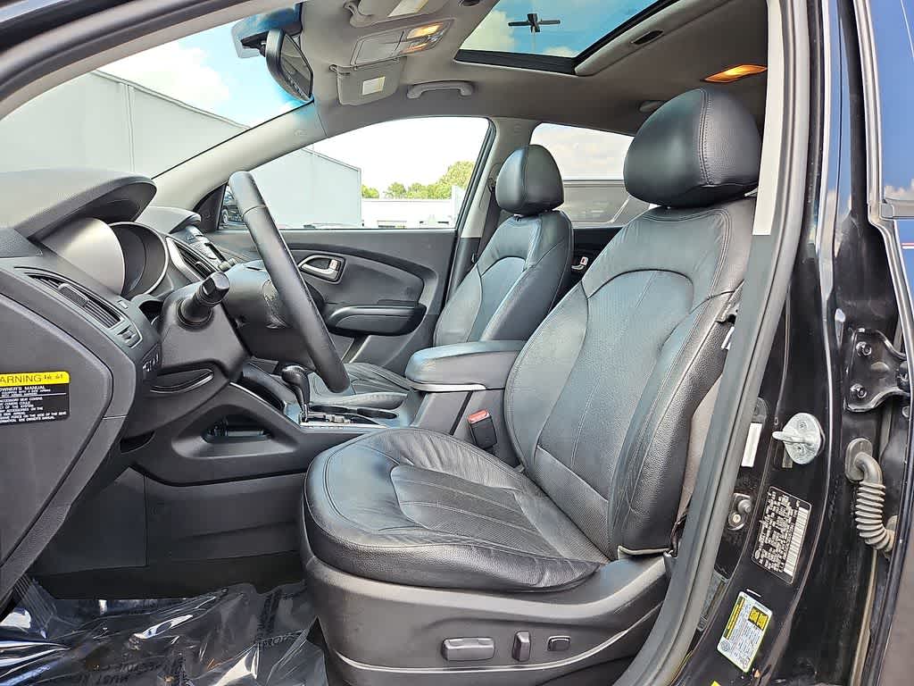 Thumbnail: 2013 Hyundai Tucson - 11