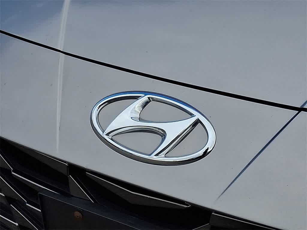 Thumbnail: 2023 Hyundai Elantra - 32