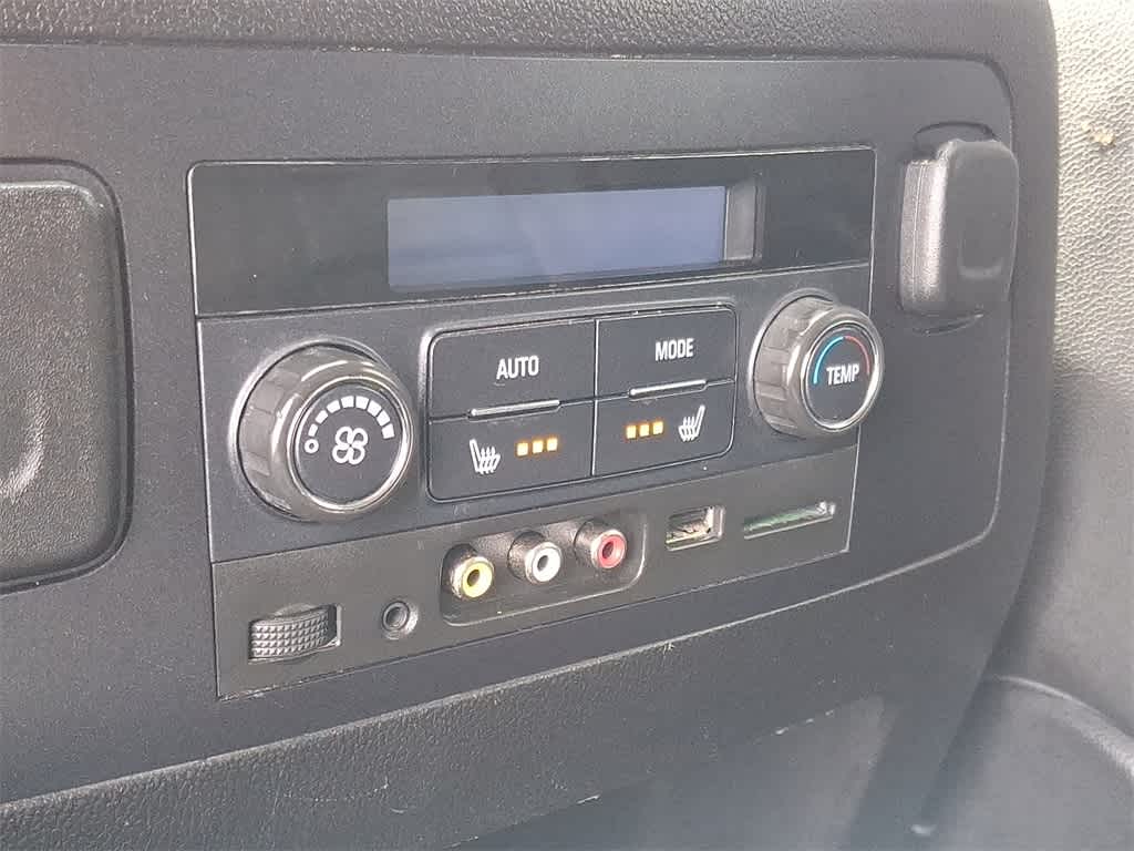 Thumbnail: 2015 Chevrolet Suburban - 29