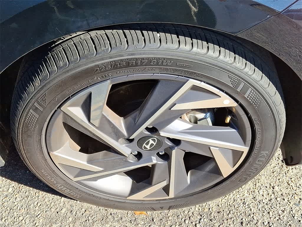 Thumbnail: 2025 Hyundai Elantra - 6