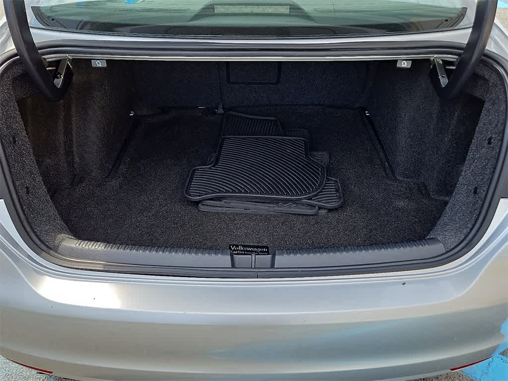 Thumbnail: 2014 Volkswagen Jetta - 29