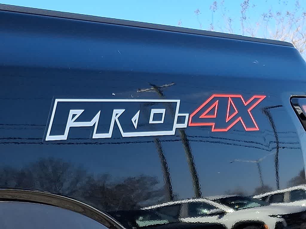 Thumbnail: 2024 Nissan Frontier - 32