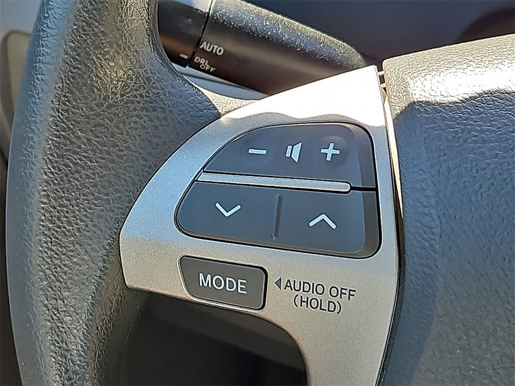 Thumbnail: 2010 Toyota Camry - 19
