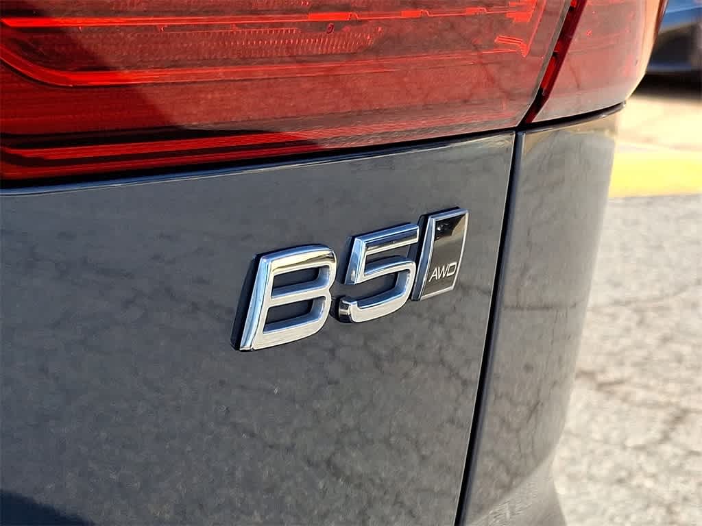 Thumbnail: 2024 Volvo XC60 - 33