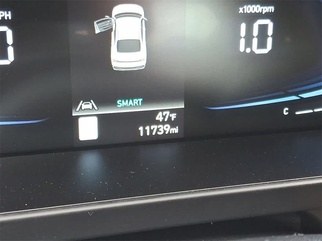 Thumbnail: 2025 Hyundai Elantra - 16