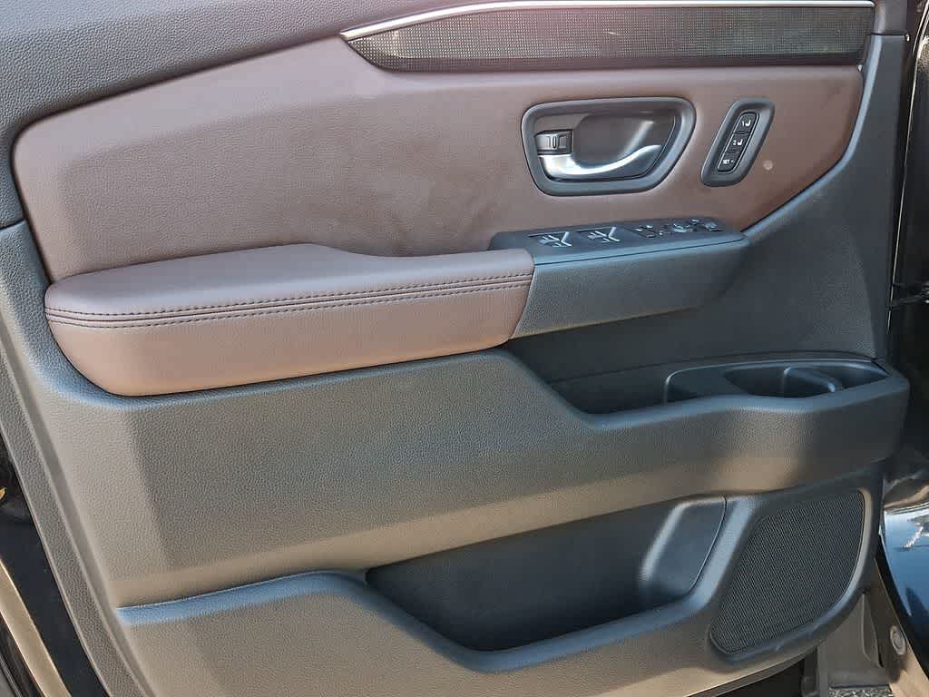 Thumbnail: 2025 Honda Pilot - 12