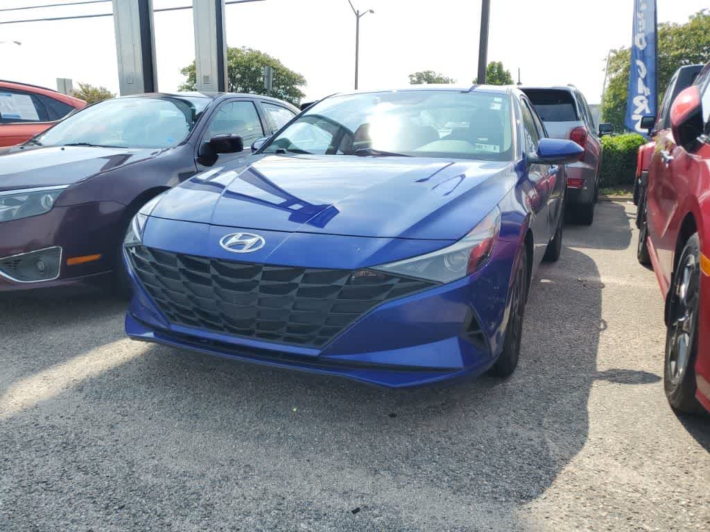 Thumbnail: 2022 Hyundai Elantra - 1