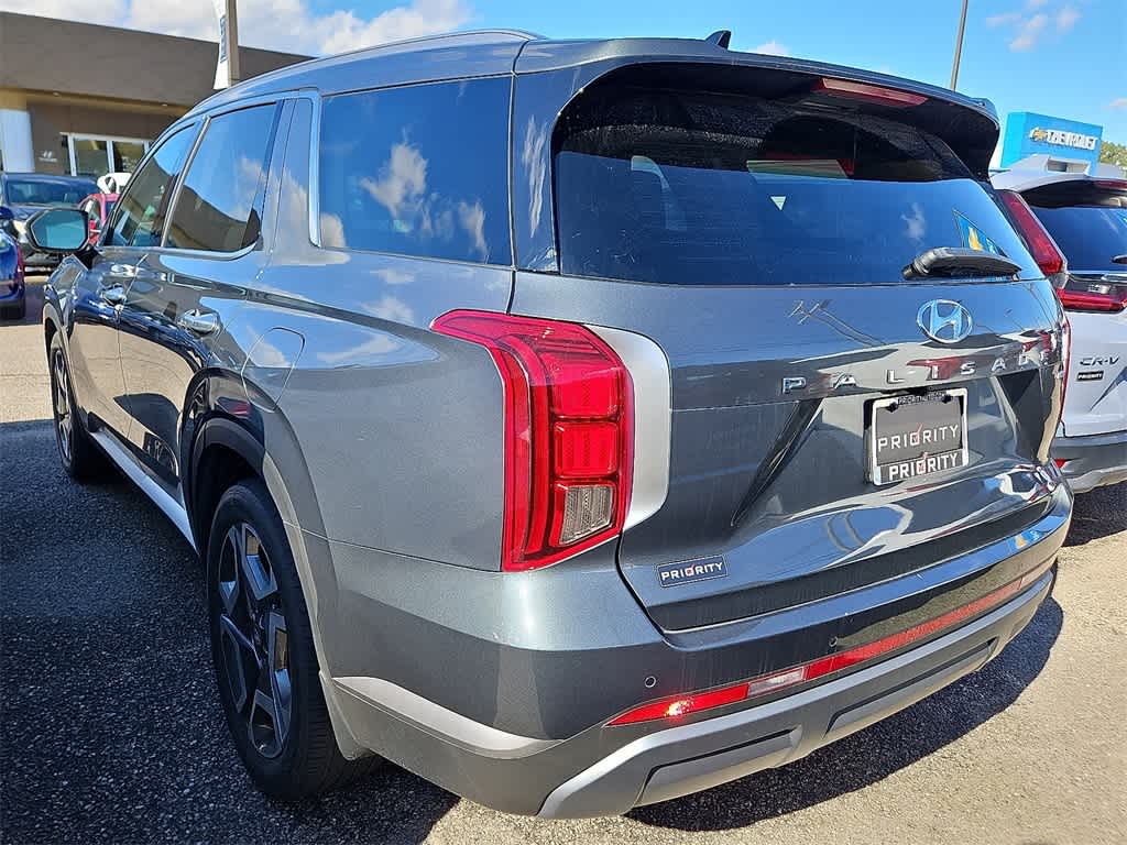 Thumbnail: 2023 Hyundai Palisade - 4