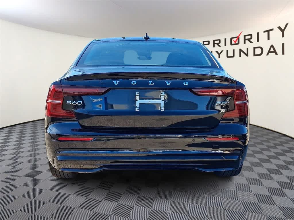 Thumbnail: 2024 Volvo S60 - 5