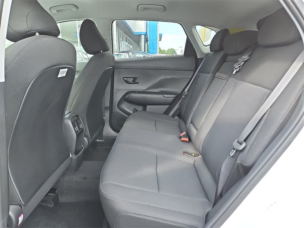 2025 Hyundai Kona SEL 8