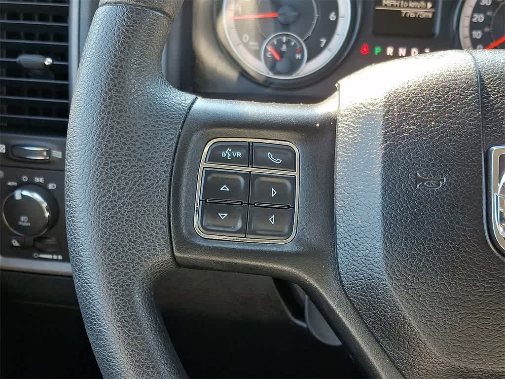 Thumbnail: 2020 RAM 1500 Classic - 19