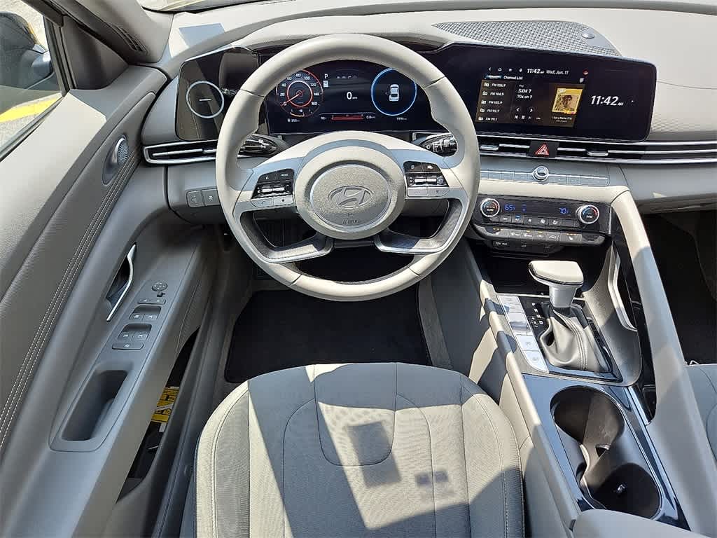 2024 Hyundai Elantra SEL 11