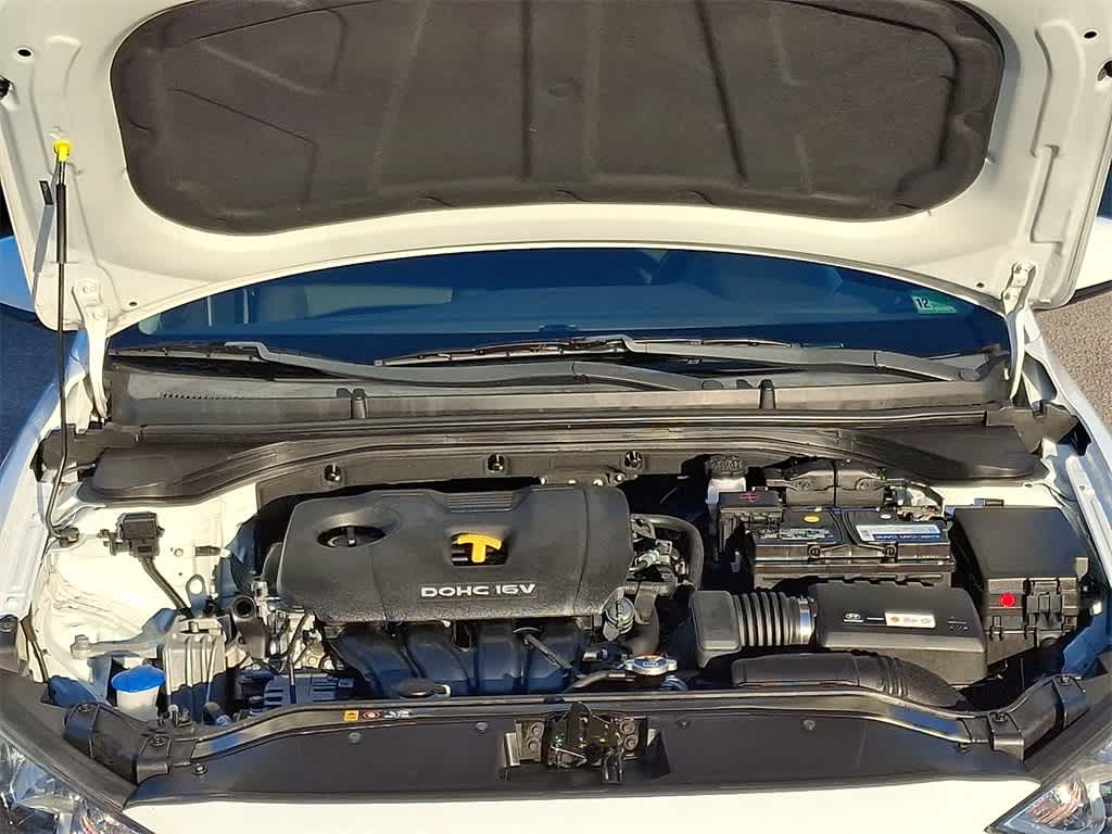 Thumbnail: 2018 Hyundai Elantra - 28