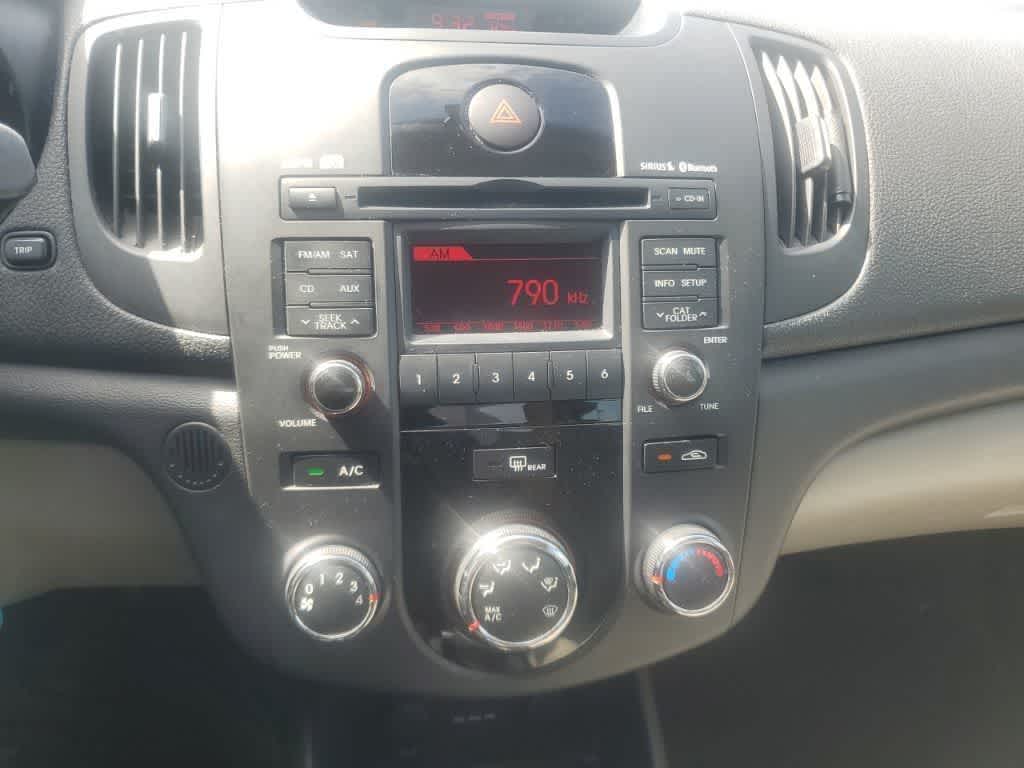 Thumbnail: 2012 Kia Forte - 25