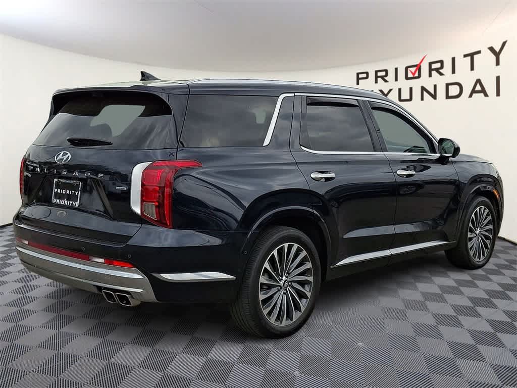 Thumbnail: 2023 Hyundai Palisade - 4