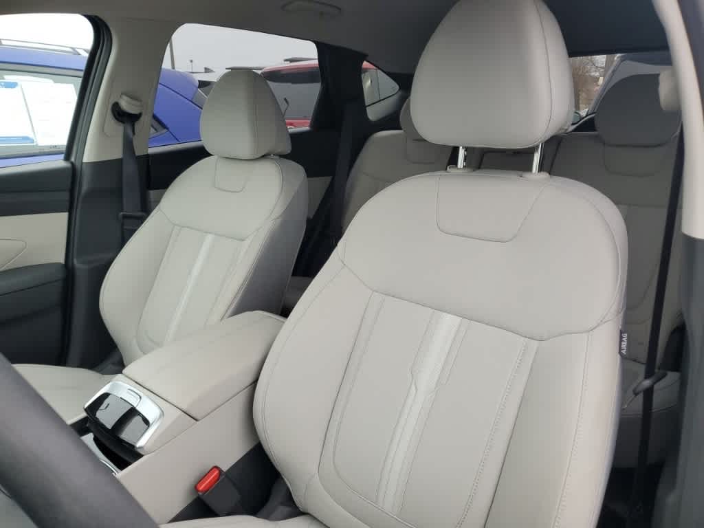 Thumbnail: 2025 Hyundai Tucson - 3