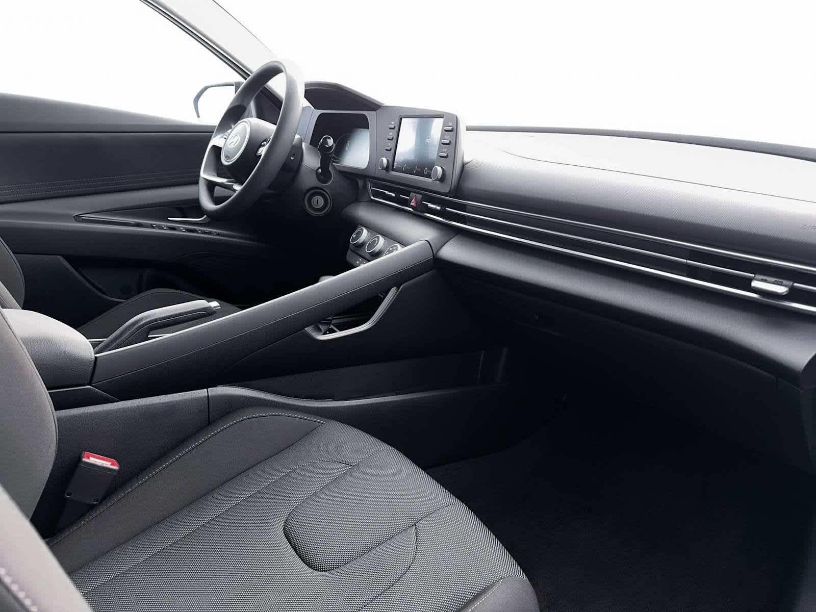 Thumbnail: 2026 Hyundai Elantra - 16