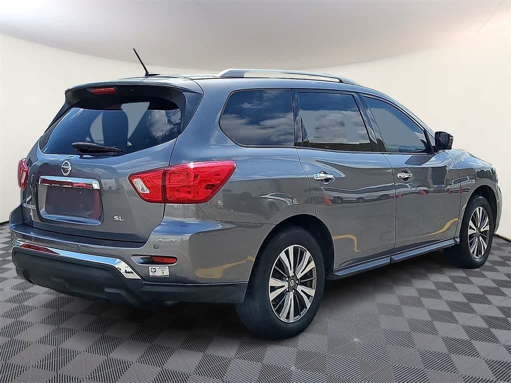 Thumbnail: 2018 Nissan Pathfinder - 4
