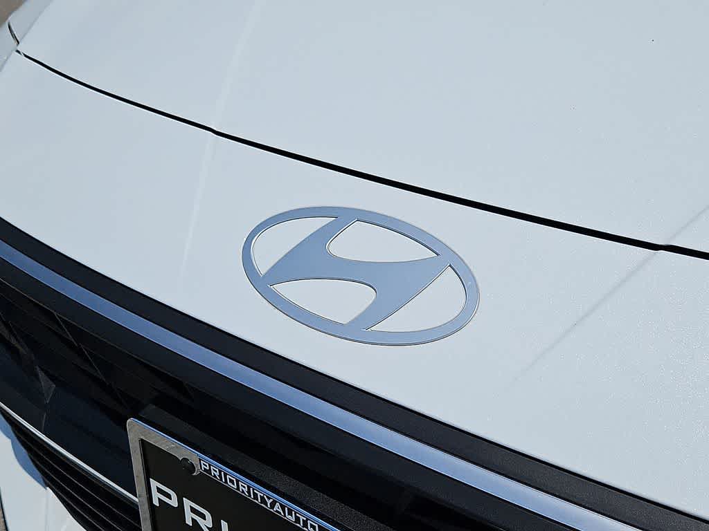 Thumbnail: 2025 Hyundai Elantra - 30
