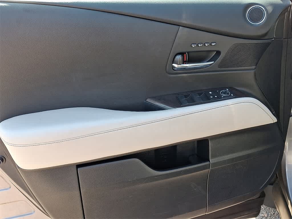 Thumbnail: 2015 Lexus RX - 11