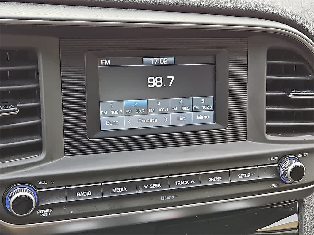 Thumbnail: 2019 Hyundai Elantra - 16