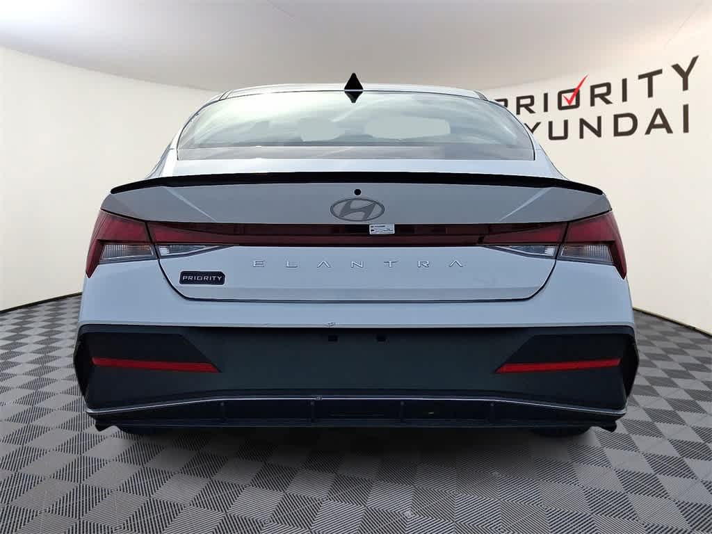 Thumbnail: 2025 Hyundai Elantra - 5
