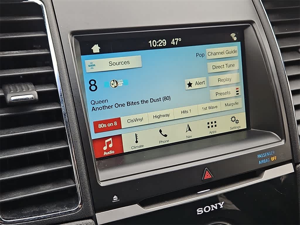 Thumbnail: 2018 Ford Taurus - 15