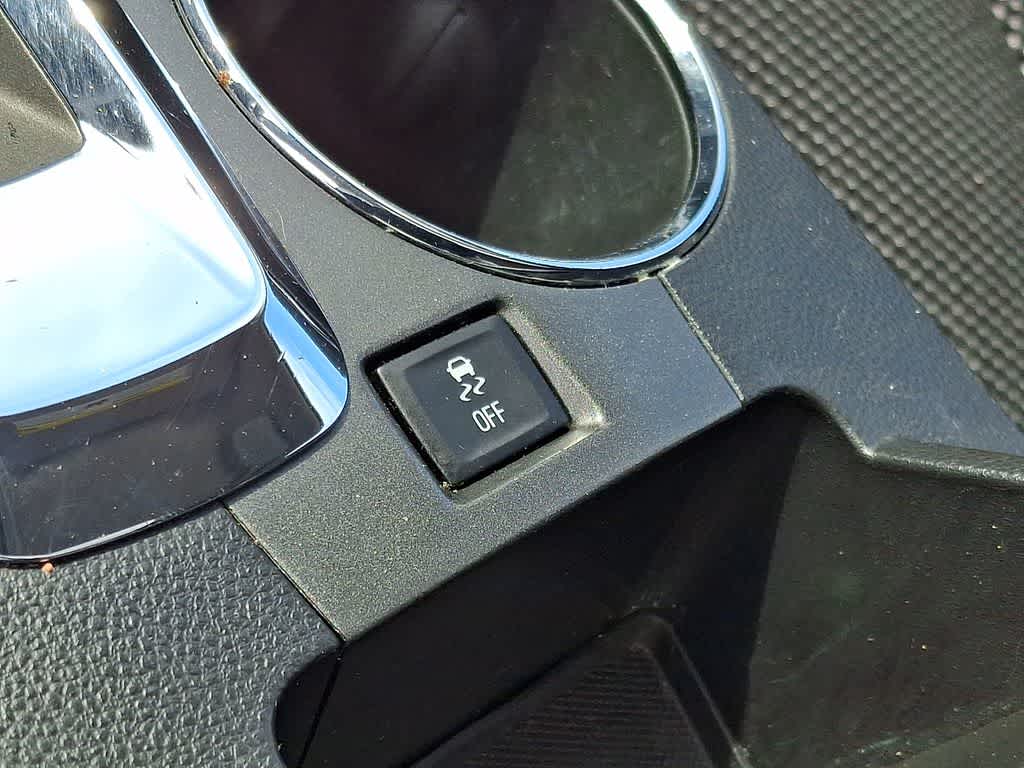 Thumbnail: 2017 Chevrolet Equinox - 23