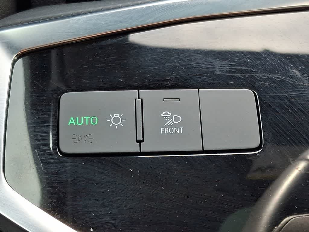 Thumbnail: 2021 Audi Q3 - 23