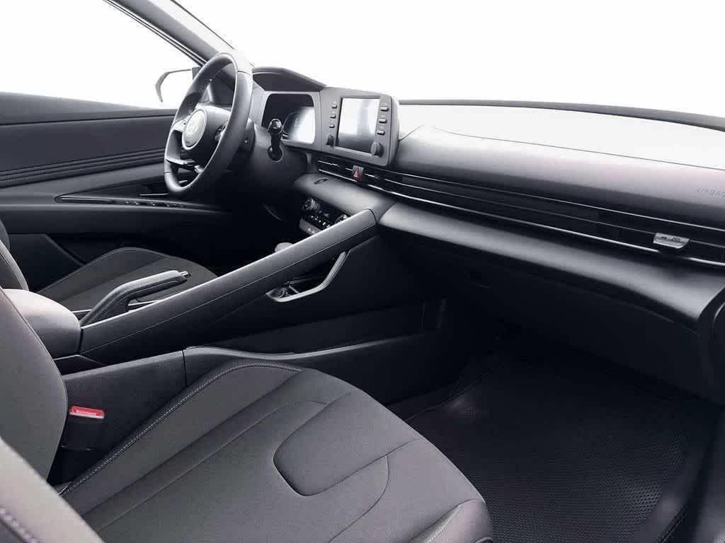 Thumbnail: 2026 Hyundai Elantra - 25