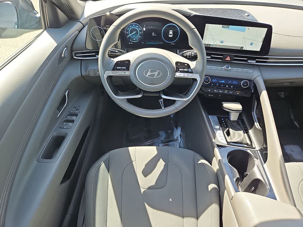 Thumbnail: 2025 Hyundai Elantra - 11