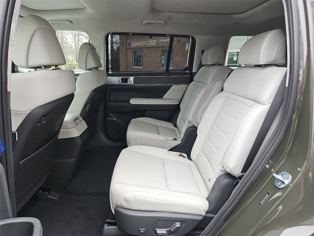 Thumbnail: 2026 Hyundai Santa Fe - 8