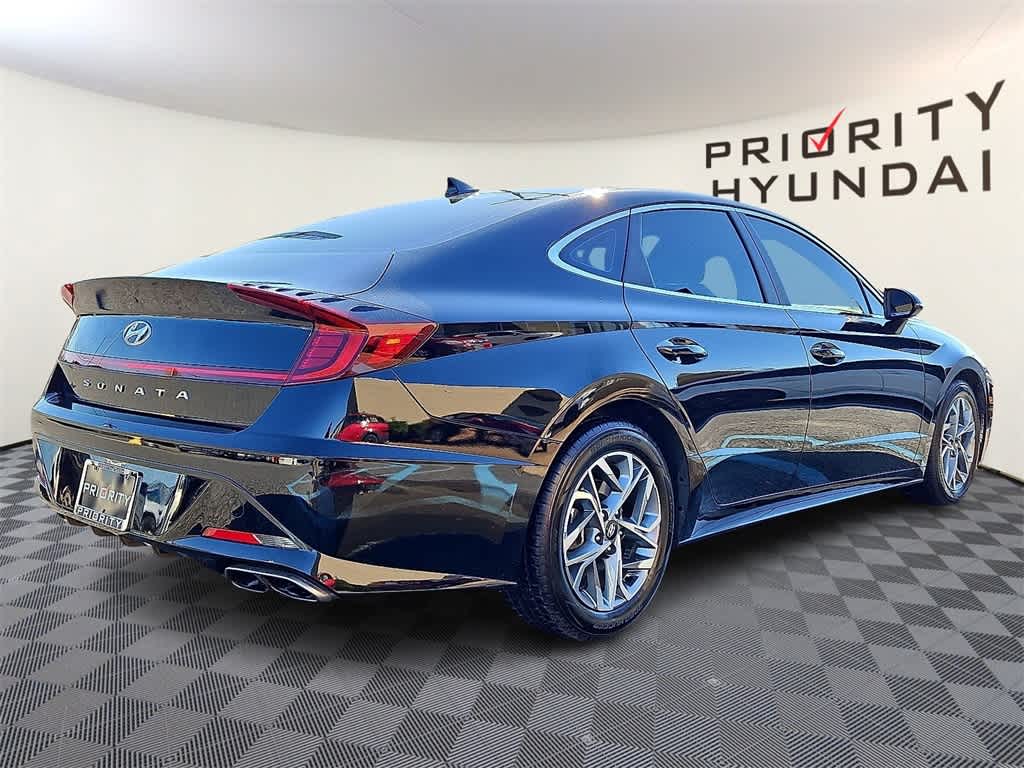 Thumbnail: 2023 Hyundai Sonata - 4