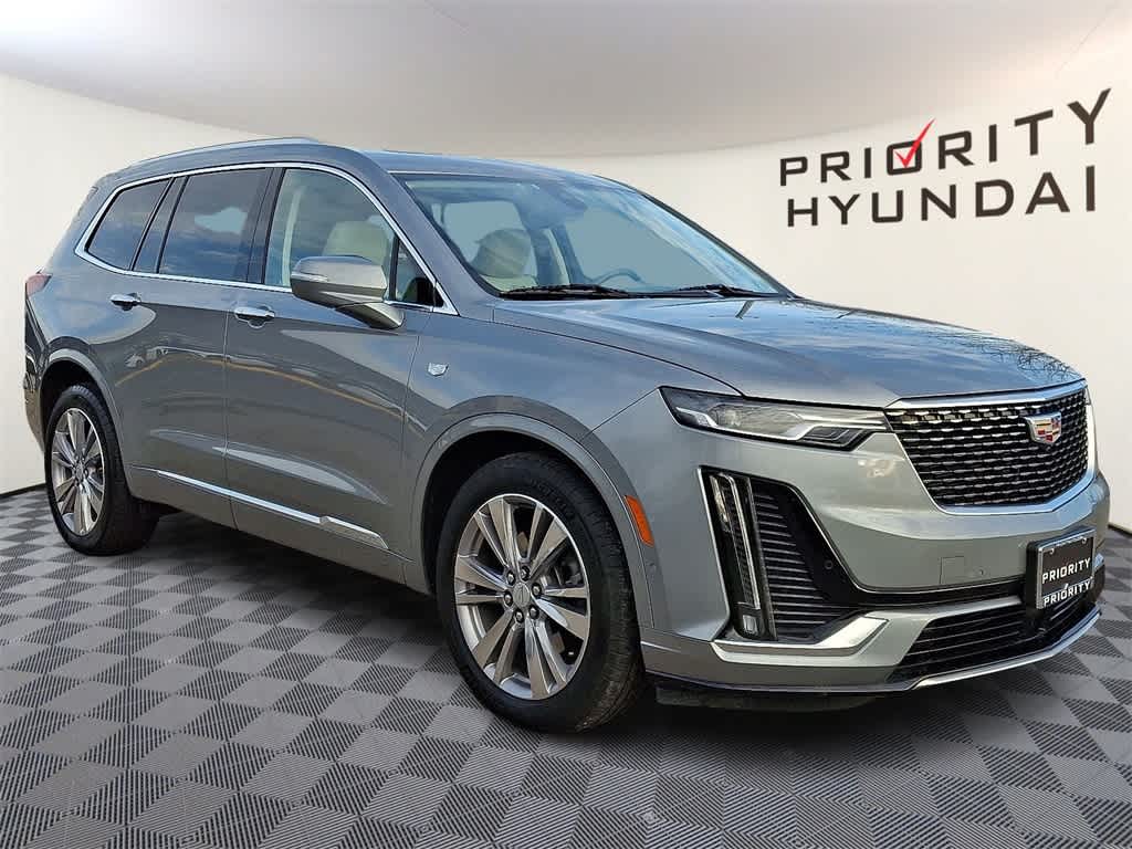 Thumbnail: 2024 Cadillac XT6 - 3