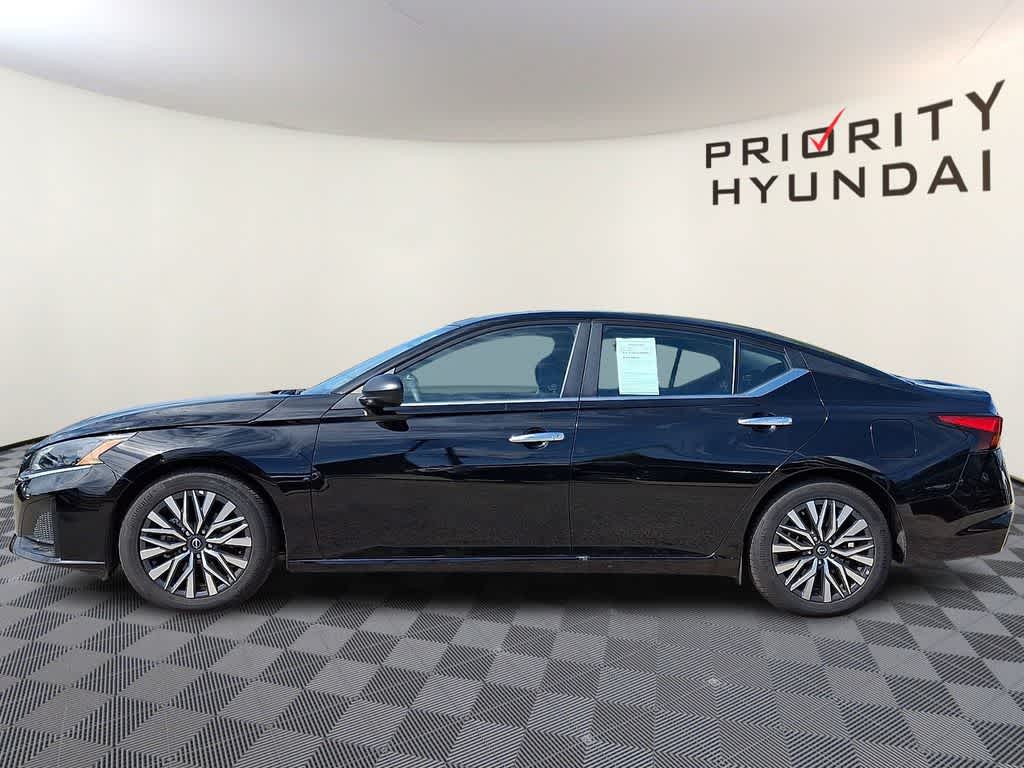 Thumbnail: 2025 Nissan Altima - 7