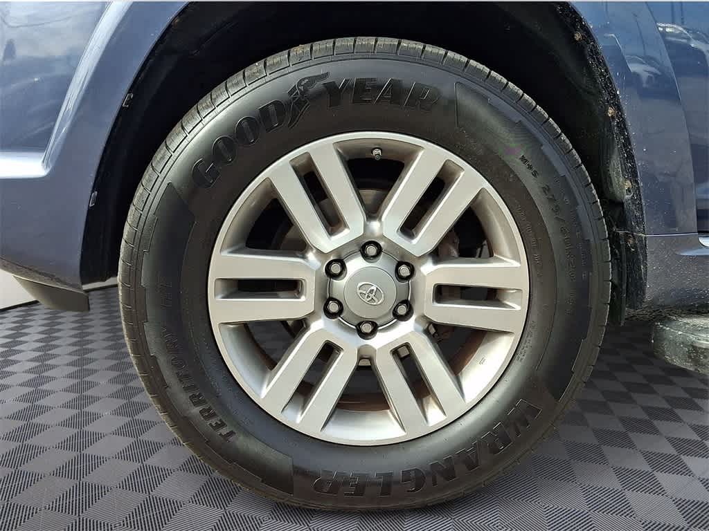 Thumbnail: 2013 Toyota 4Runner - 8