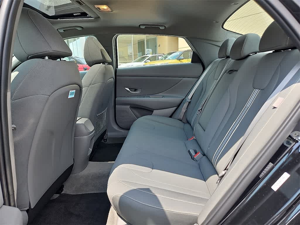 2024 Hyundai Elantra SEL 10