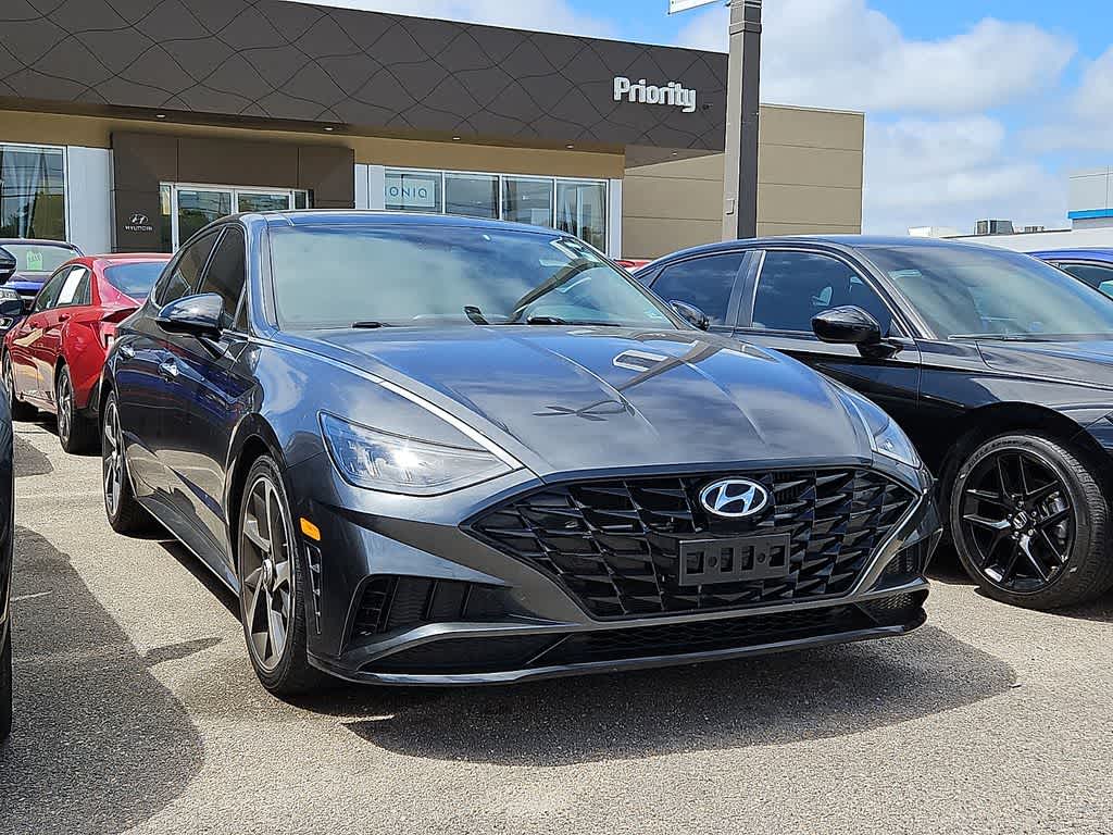 Thumbnail: 2023 Hyundai Sonata - 2