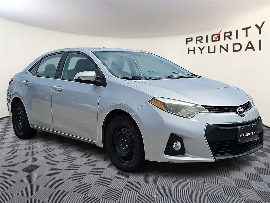 Thumbnail: 2014 Toyota Corolla - 3