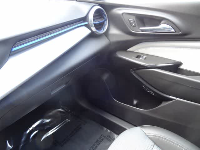 Thumbnail: 2025 Chevrolet Trax - 31