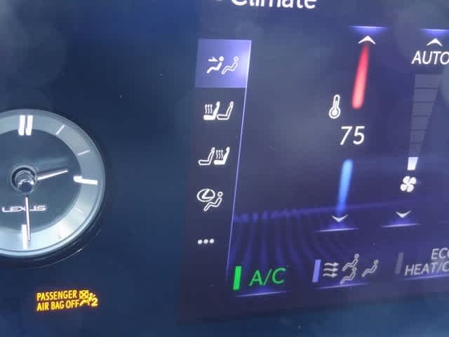 Thumbnail: 2022 Lexus LS - 42