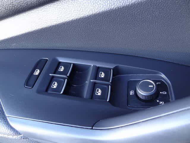 Thumbnail: 2024 Volkswagen Jetta - 14