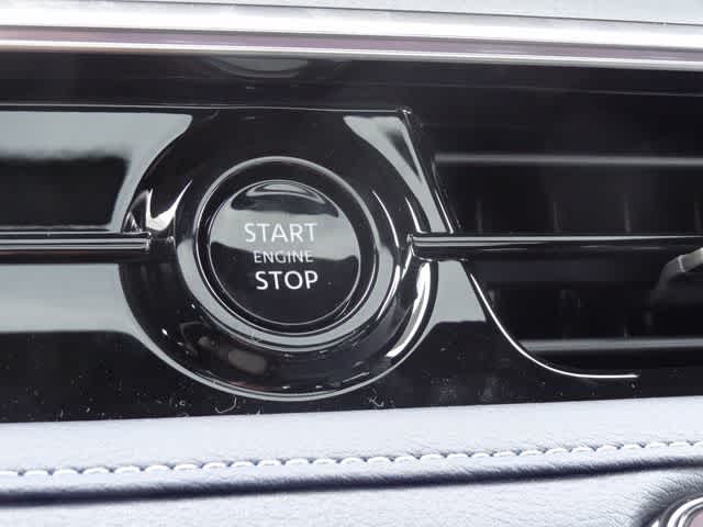 Thumbnail: 2026 INFINITI QX80 - 28