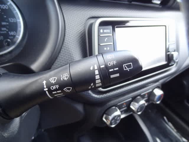 Thumbnail: 2023 Nissan Kicks - 20