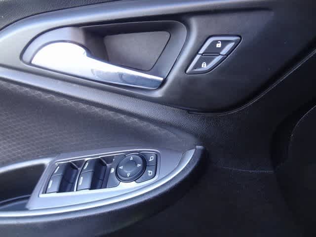 Thumbnail: 2023 Chevrolet Malibu - 15