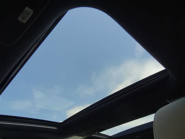 Thumbnail: 2025 Lexus LS - 7